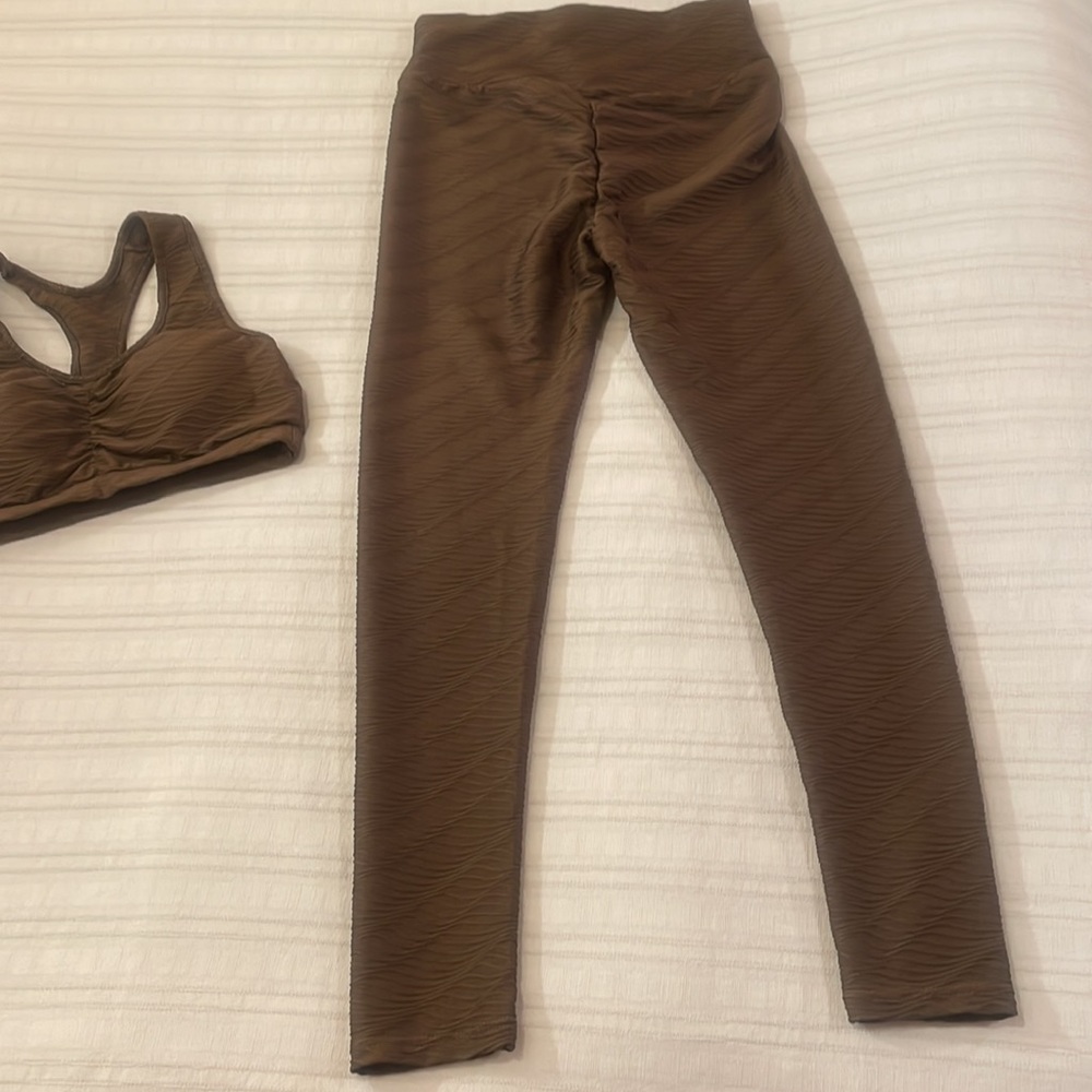 Brown Workout/ Casual set - Picture 2 of 8